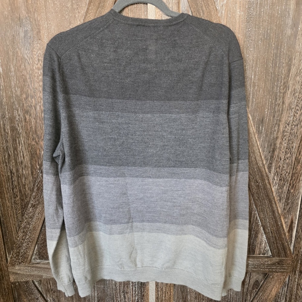 Calvin Klein Sweater Men's Size XL Gray Striped Wool Blend Long Sleeve V Neck - Picture 6 of 6